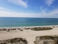 Balcony Heated Pool  Spa Grill Wifi     December 7-20   20% Discount Hotels in Pinellas County