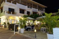 Plaza Luna Suites