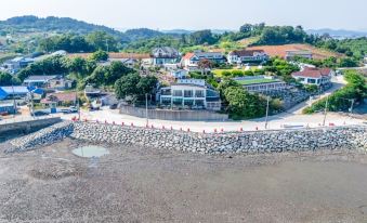 Taean (Anmyeondo) Carib Pension