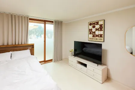 Taean Yeonpo Stay Отели в г. Тхэан