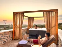 Armantanis Luxury Suites Hotels in Itilo