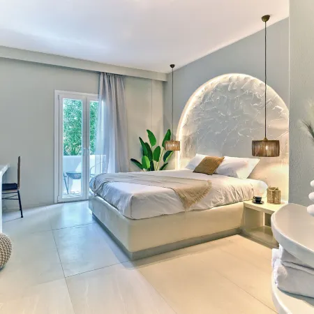 Paridian Living