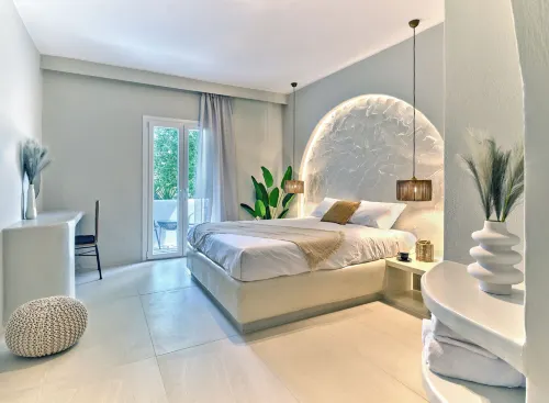 Paridian Living
