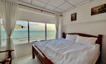 Gao Check in Phala Beach Front