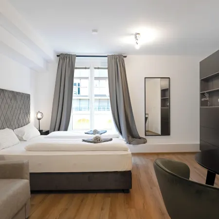 Easy-Flat Hauptplatz - City Center Apartments with a Kitchen