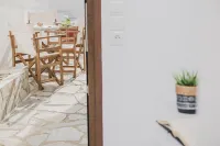 Petros Studios & Suites - breakfast
