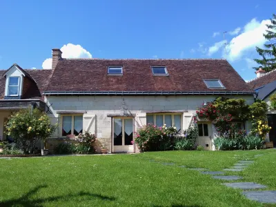 La Grange Dîmière, près de Tours Hotels in Saint-Etienne-De-Chigny