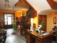Posada Casa de Don Guzman Hotels in Pas - Miera