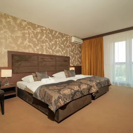 Hotel Centrum Nitra Garni Hotel with Free Parking Hotel di Nitra