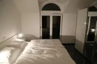 Mk | Apartments Nin