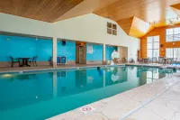 Newport Resort - Pools