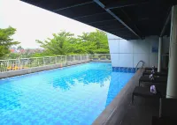 Days Hotel & Suites by Wyndham Jakarta Airport Hotels in Neglasari