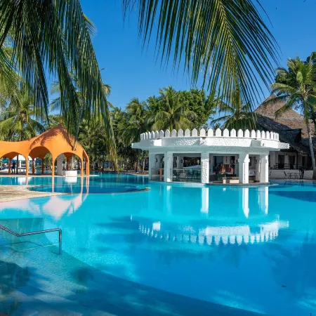 Southern Palms Beach Resort