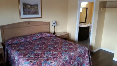 Economy Inn Antioch Hotels near Bed Bath & Beyond