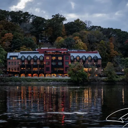 River House at Odette's