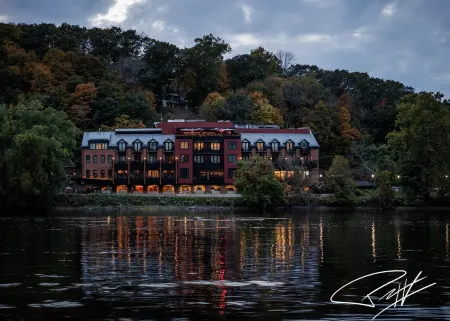 River House at Odette's Отели в г. Хантердон