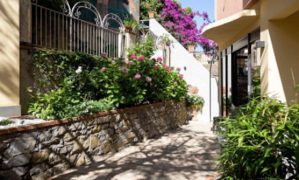 The Time -Home & Hotel- - Housity