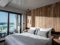 Made by the Sea Villa 5 Hotels in Mades