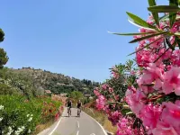Lavandou Maison de Ville Duplex ,400 Mètres des Plages. Ideal Pour les Familles - Homestays