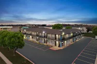 Days Inn by Wyndham Wichita Falls Hotels in Burkburnett