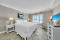 Destin on the Gulf 607 - Updated Gulf Front Property at Destin on the Gulf - spa