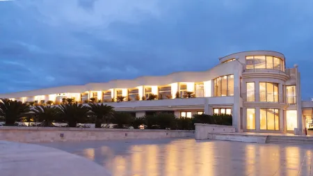 Hotel Donna Crescenza Отели рядом с достопримечательностью «Centro Storico Locorotondo»