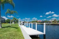 Villa Capri-Luxury Waterfront Punta Gorda, FL