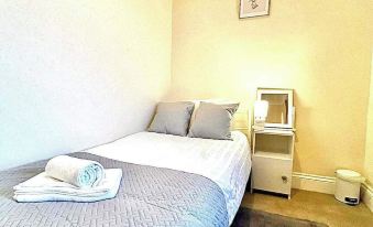 Durham - 3-beds - Sleeps 5 - Close to Uni & Centre
