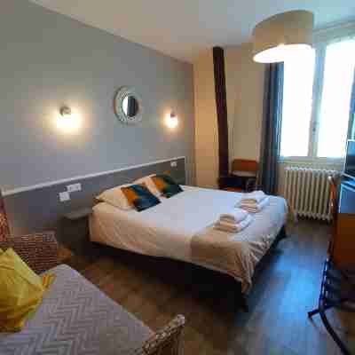 AMBROISE - Hôtel & Restaurant Rooms