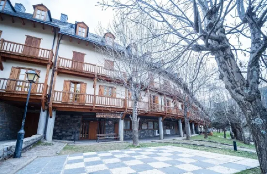 Apartamentos la Solana Hotel a Alta Ribagorça