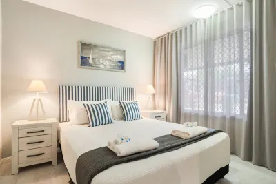 A Cozy Palm Cove Unit 3 with a Private Garden