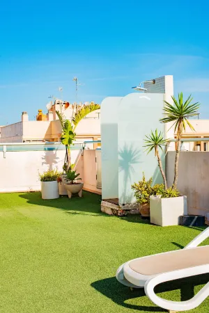 Hotel Eden Mar Отели рядом с достопримечательностью «Platja Centre»