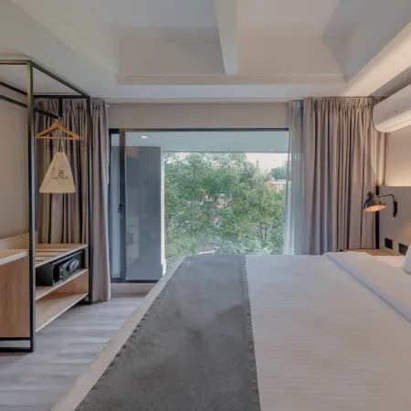 Lettera Hotel