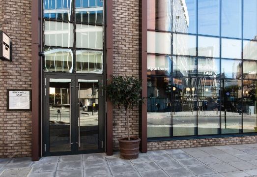 Four Points Flex 호텔 로비