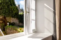 Demeures & Châteaux - Hôtel de La Porte Saint-Malo - Scenic