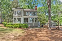 Urban Retreat @ Reynolds Lake Oconee. Enjoy Vibrant Lake Views. Relax & Recharge