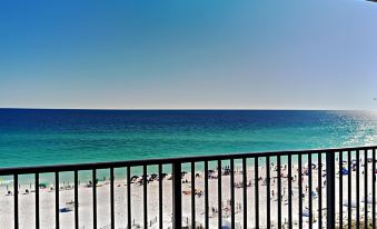 Emerald Towers by Southern Vacation Rentals