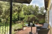 Lavender Tree Spacious Cottage for 2-3 People Hotel di Muldersdrift