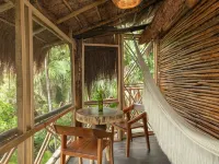 Yaxchen Tulum Cabañas & Cenote Hotels near Cesiak