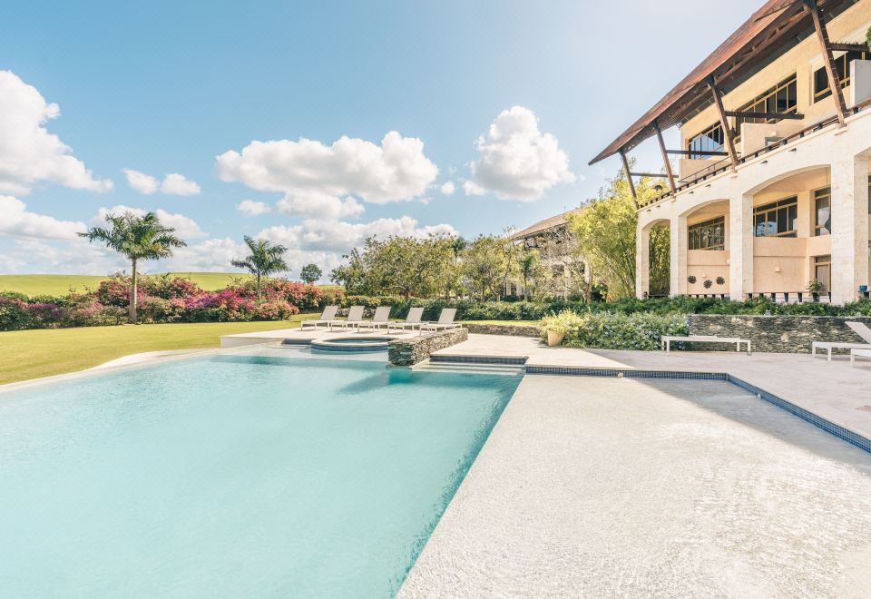 Hotel 2Br Apt with Golf Course View in Casa de Campo, Leisure & Recreation, Outdoor Swimming Pool