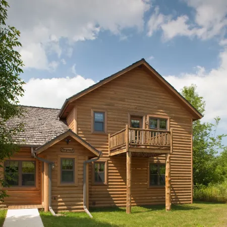 Chanticleer Cabins