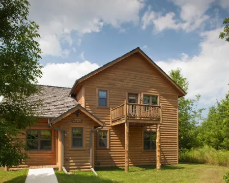 Chanticleer Cabins Hotels in Sevastopol