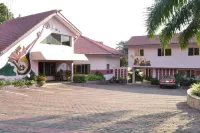 Royal Basin Resort Hotels in Ejisu