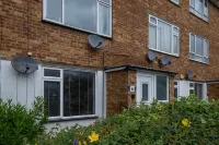 Bourne Court Attractive 1 Bdrm Apartment