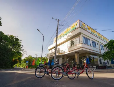 Bien Tay Hotel Các khách sạn gần Cửa Hàng Tạp Hóa Ý Chu - Mỹ Hiến