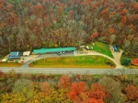 Sportsmen Motel Hotels in Allamakee County