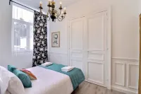 Les Appartements Fénelon Hotels in Landrecies