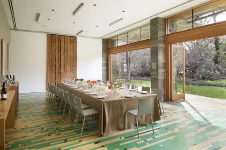 H2Hotel Отели рядом с достопримечательностью «Healdsburg Ridge Open Space Preserve»