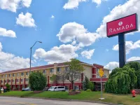 Ramada by Wyndham Oklahoma City Airport North Hotels near Grant Square