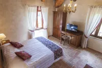 Locanda di Montegiove Hotels in San Costanzo